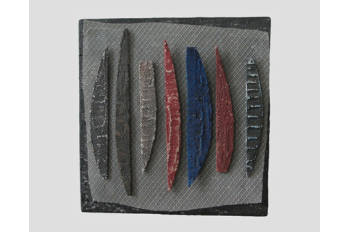 Натюрморт, семь предметов. 2008 Фанера, пластик. сетка, структурн. краска. 39х37.5х3